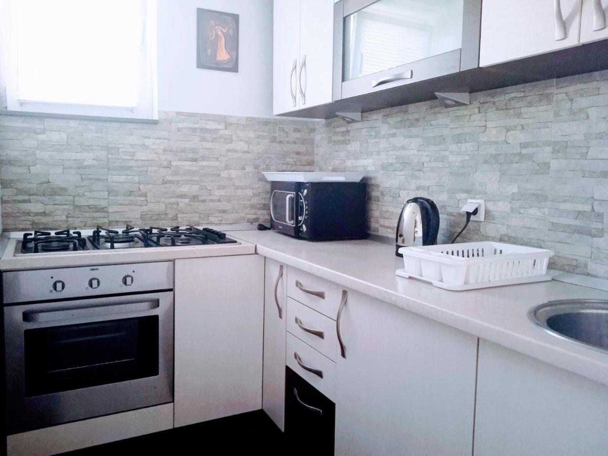 Harbour-Side Apartment With Beautiful Terrace Podgora Eksteriør bilde