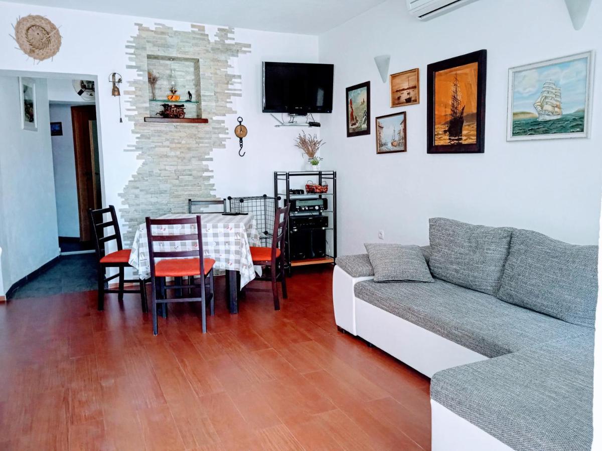 Harbour-Side Apartment With Beautiful Terrace Podgora Eksteriør bilde